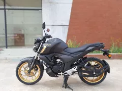 Yamaha FZS Version 4.0